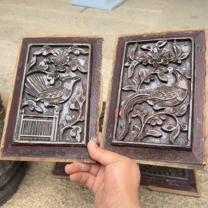 狗***草香榧木香樟木木雕一对