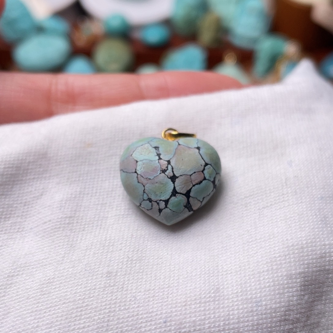 绿松石珠宝奇石18K金镶嵌