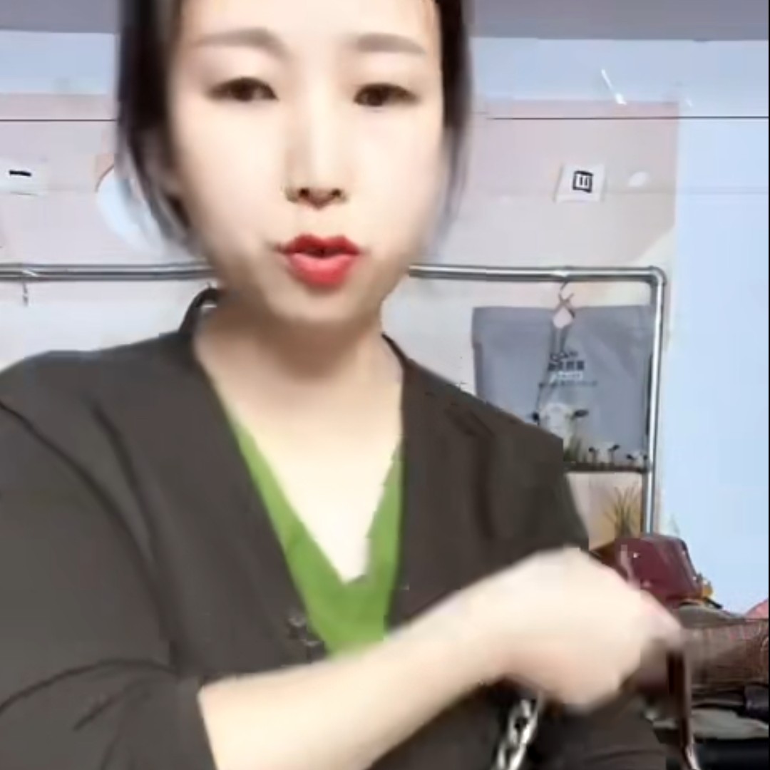 拼接V领时尚长袖薄款短款针织轻熟风轻奢毛针织衫