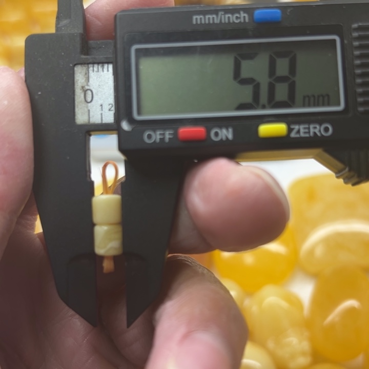 琥珀（矿物珀）未镶嵌裸石