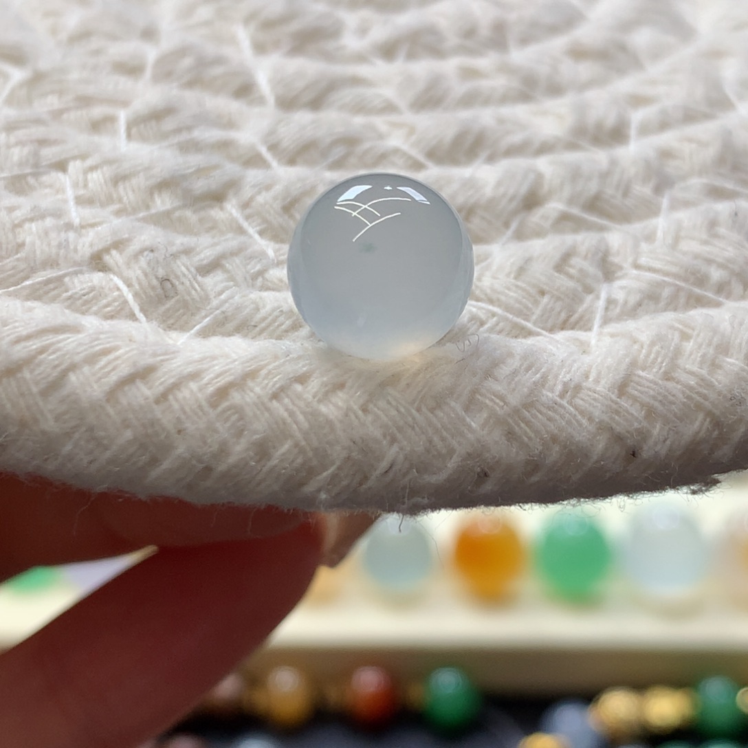 定制翡翠未镶嵌 毛货抛光定制 蓝底白冰 卡9.8 起光