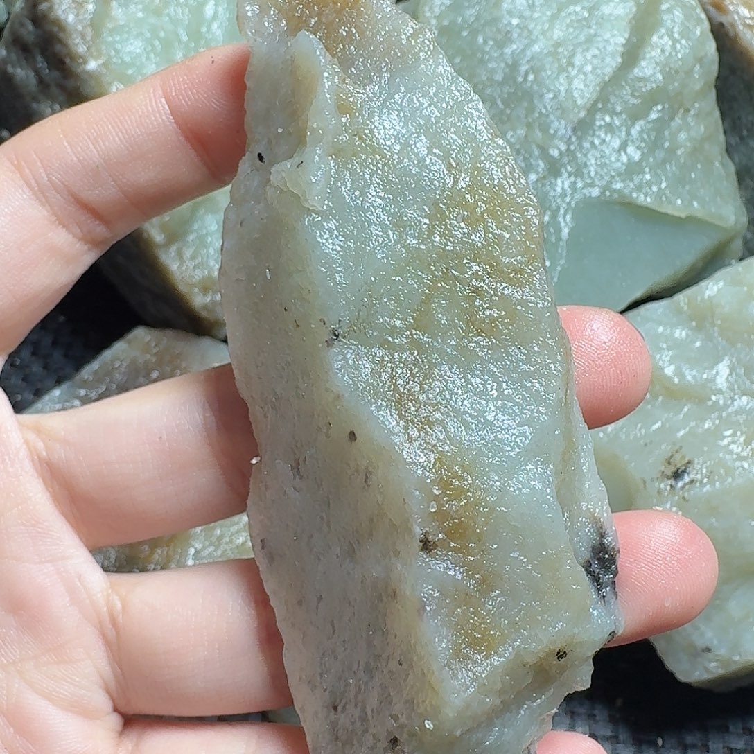 和田玉（糖玉）未镶嵌颈饰