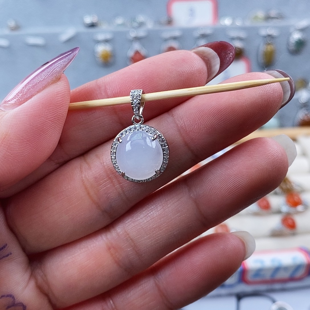 美***～翡翠未镶嵌戒指缅甸