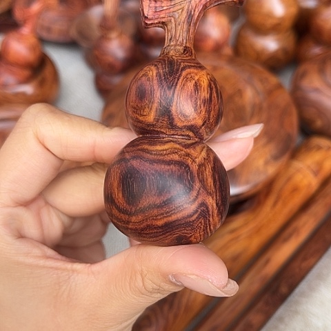 黄花梨/降香黄檀把件海南黄花梨