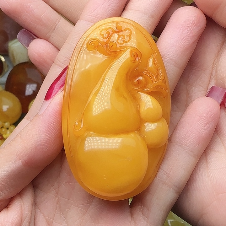 琥珀未镶嵌手链吊坠