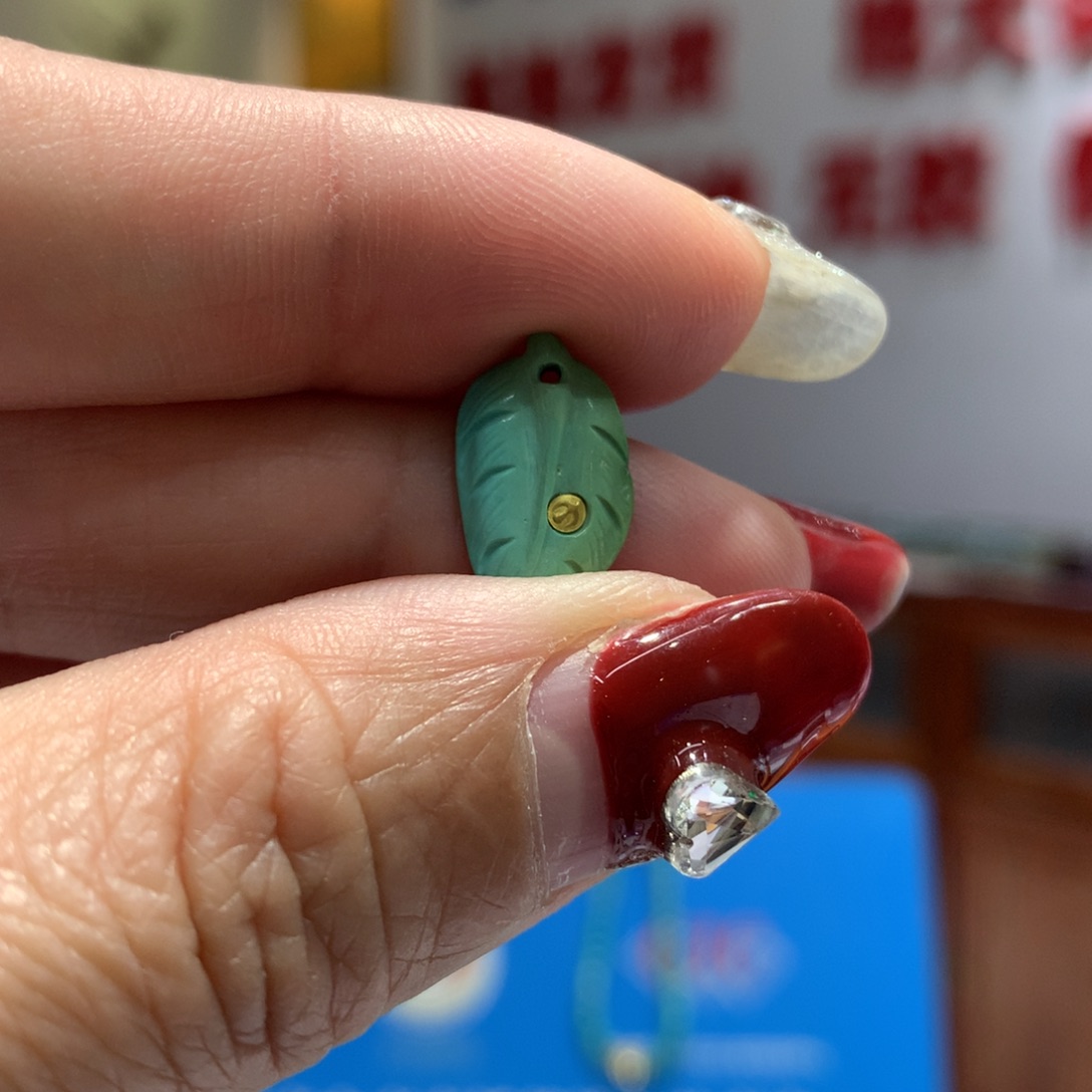 绿松石配饰未镶嵌