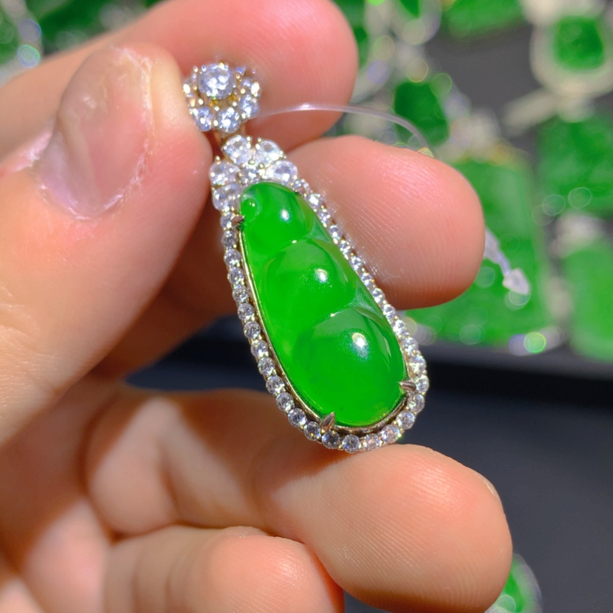 【闪购商品】翡翠颈饰银S925镶嵌111111111