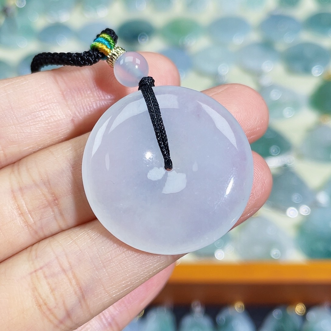 翡翠颈饰未镶嵌吊坠