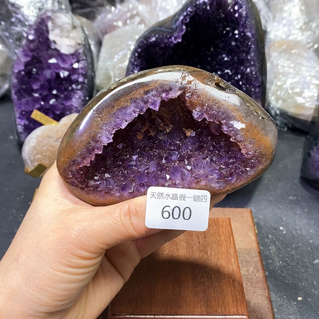 水晶大型摆件（非配饰）未镶嵌