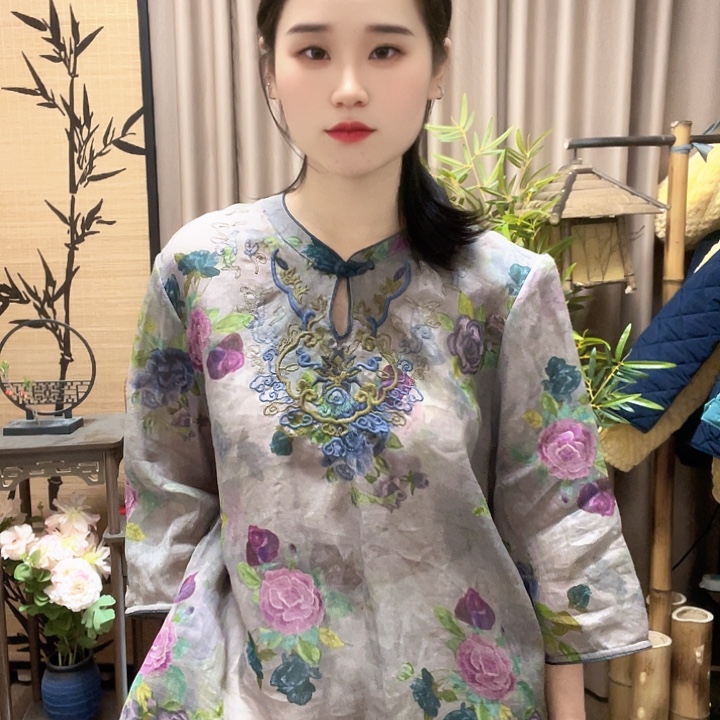 烟雨牡丹吉祥如意刺绣苎麻衣服