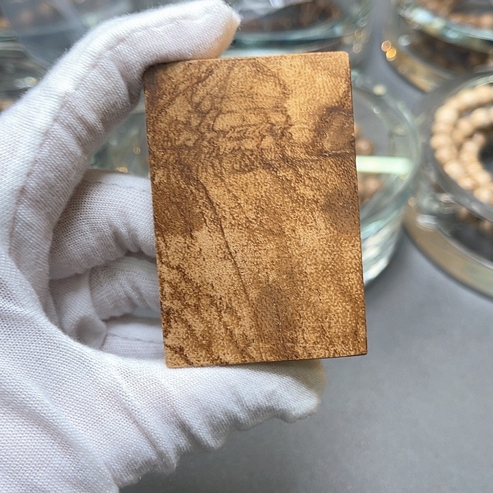 沉香吊坠达拉干福利46排