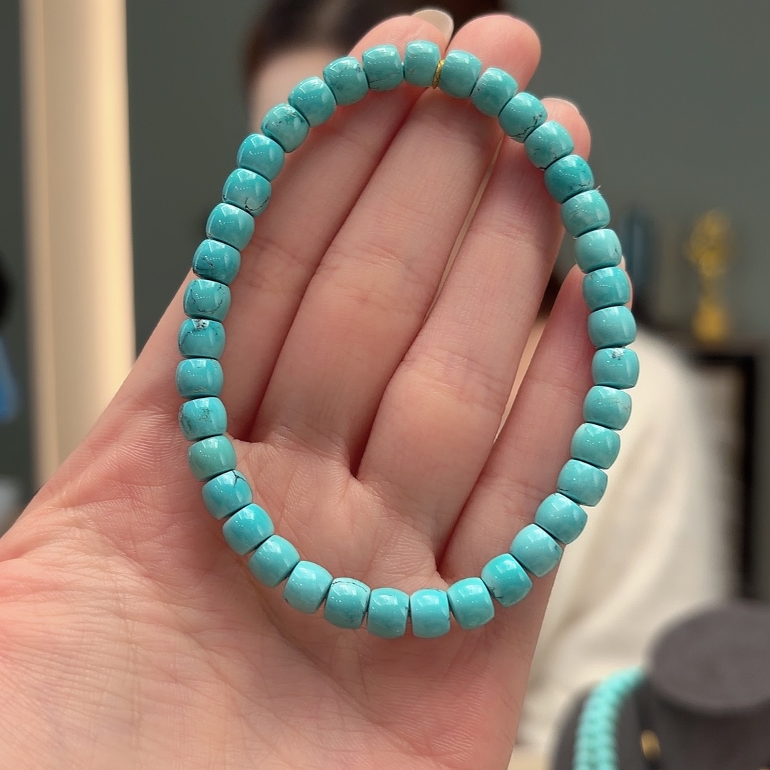 绿松石未镶嵌颈饰