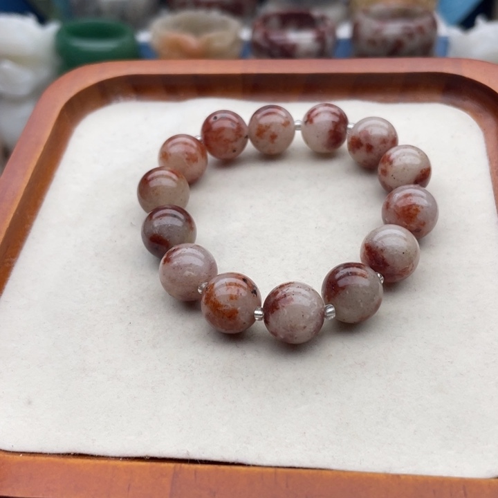 石英质玉（佘太翠）未镶嵌手镯