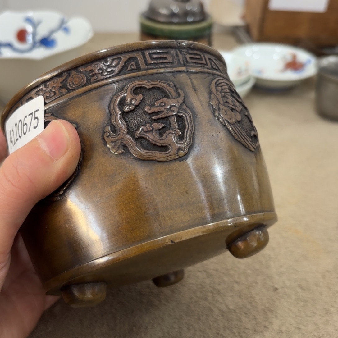 瓷片非常好看漂亮的物品 