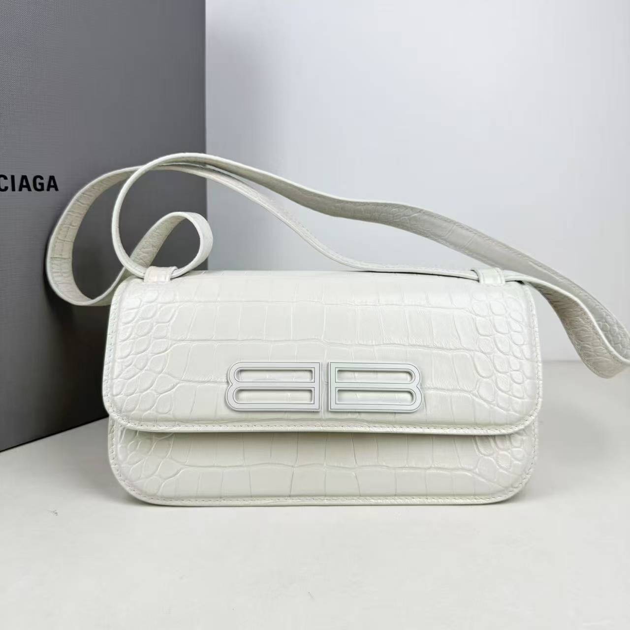 95新 Balenciaga/巴黎世家 安安/箱包/TYP882512270037