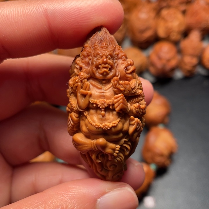 【闪购商品】橄榄核手串/手链三头六臂明王