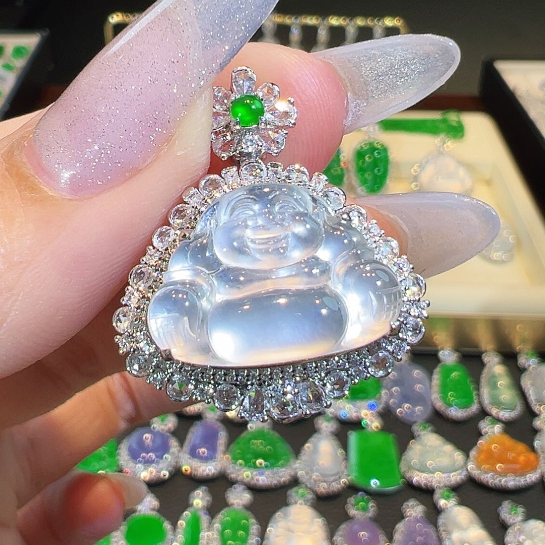 翡翠吊坠(不含链)18K金镶嵌翡翠