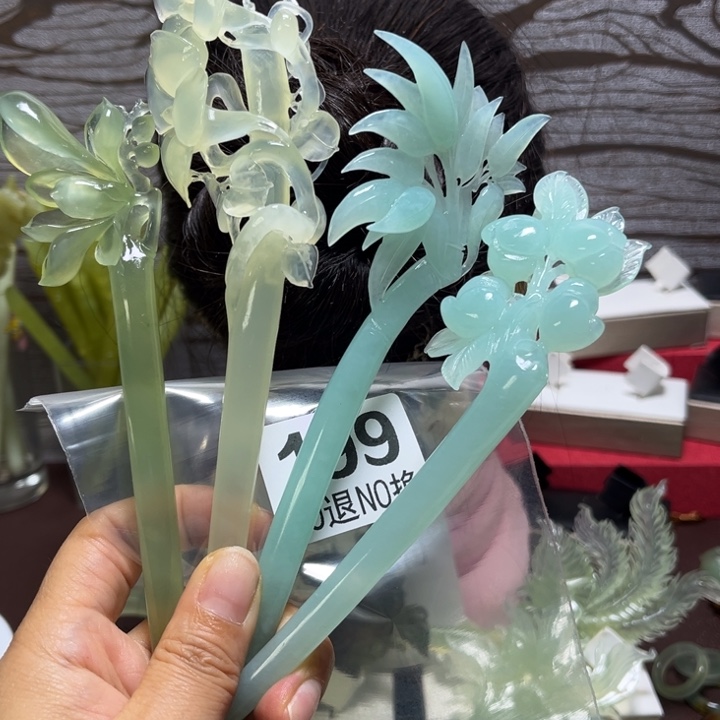 挚****蛇纹石玉未镶嵌发簪