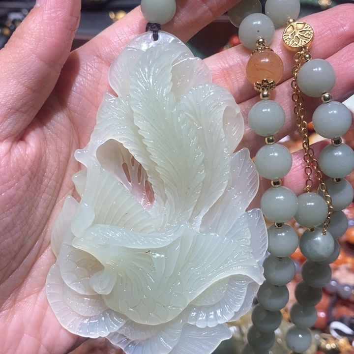 岫玉毛衣链未镶嵌