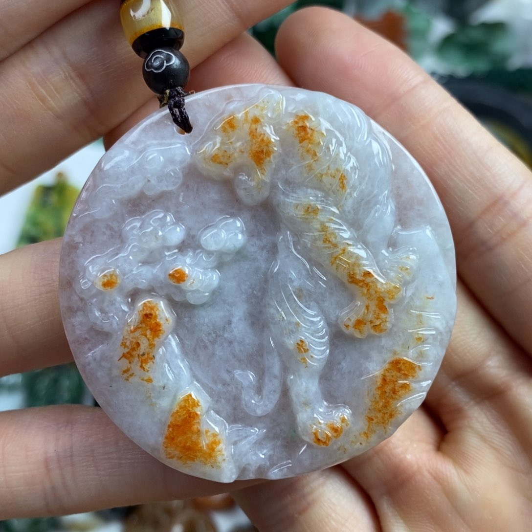 翡翠颈饰未镶嵌吊坠