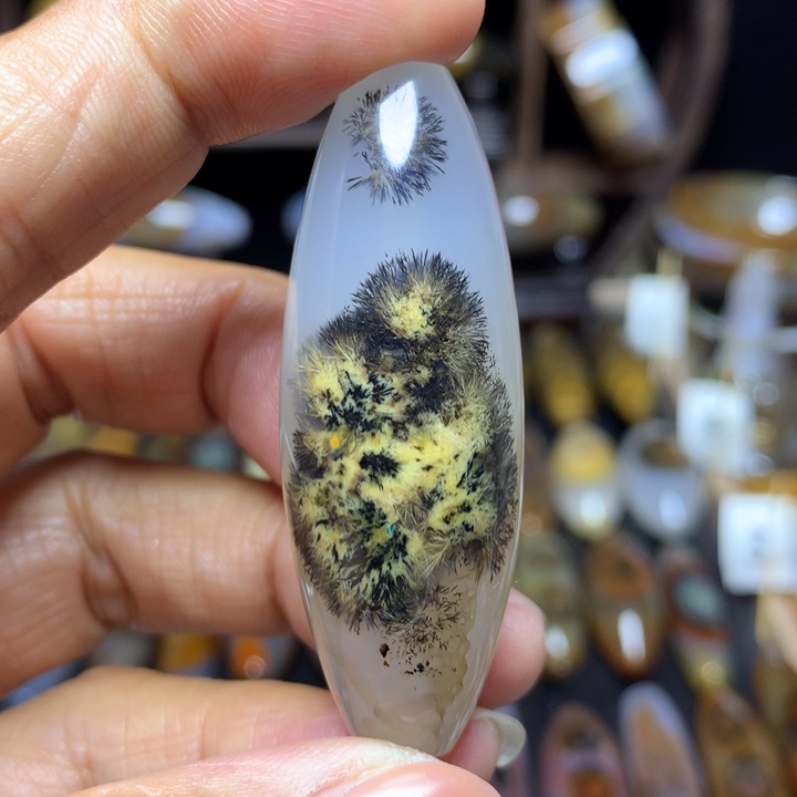 玛瑙/玉髓颈饰未镶嵌