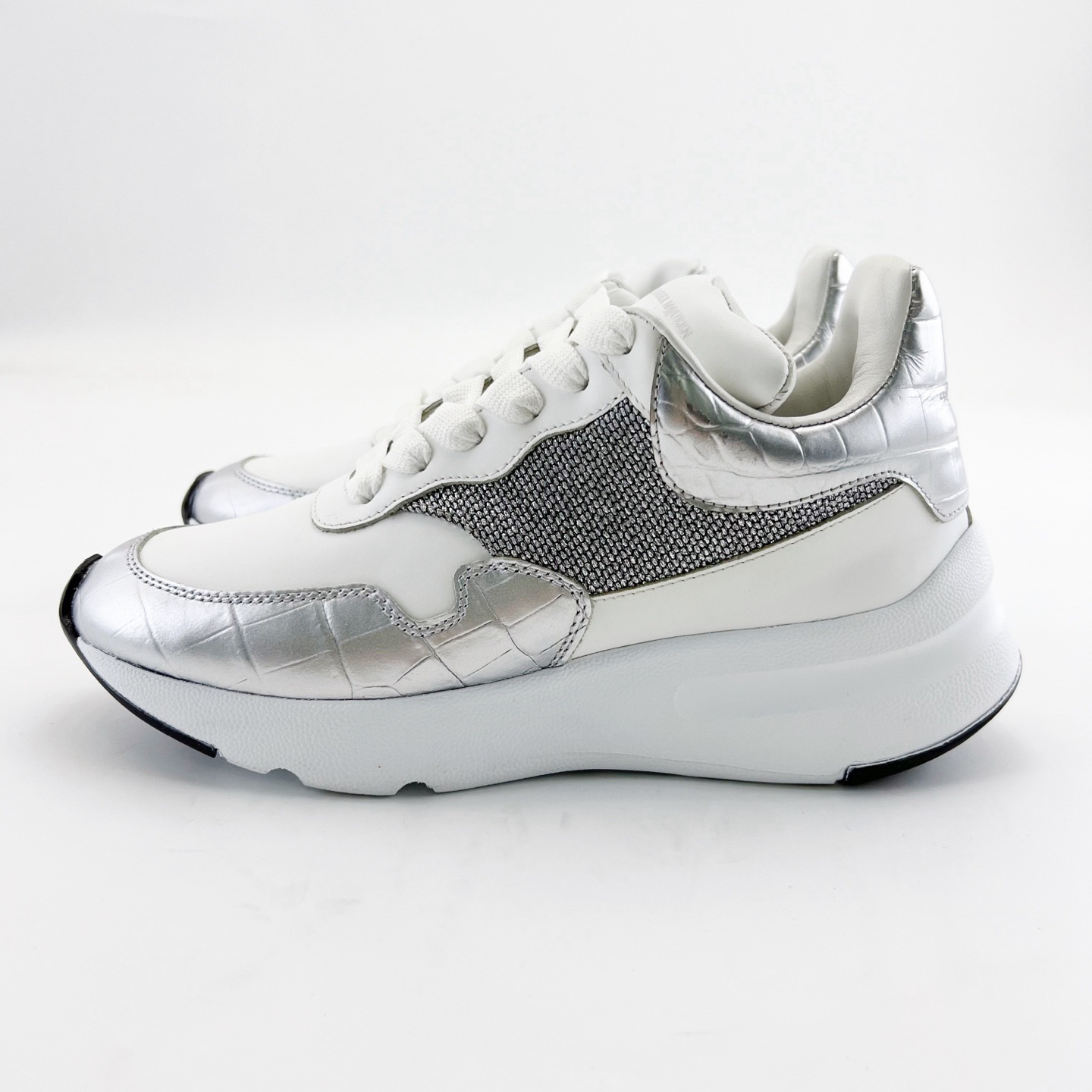 95新 Alexander McQueen/亚历山大·麦昆 36码/白色鞋/12754819