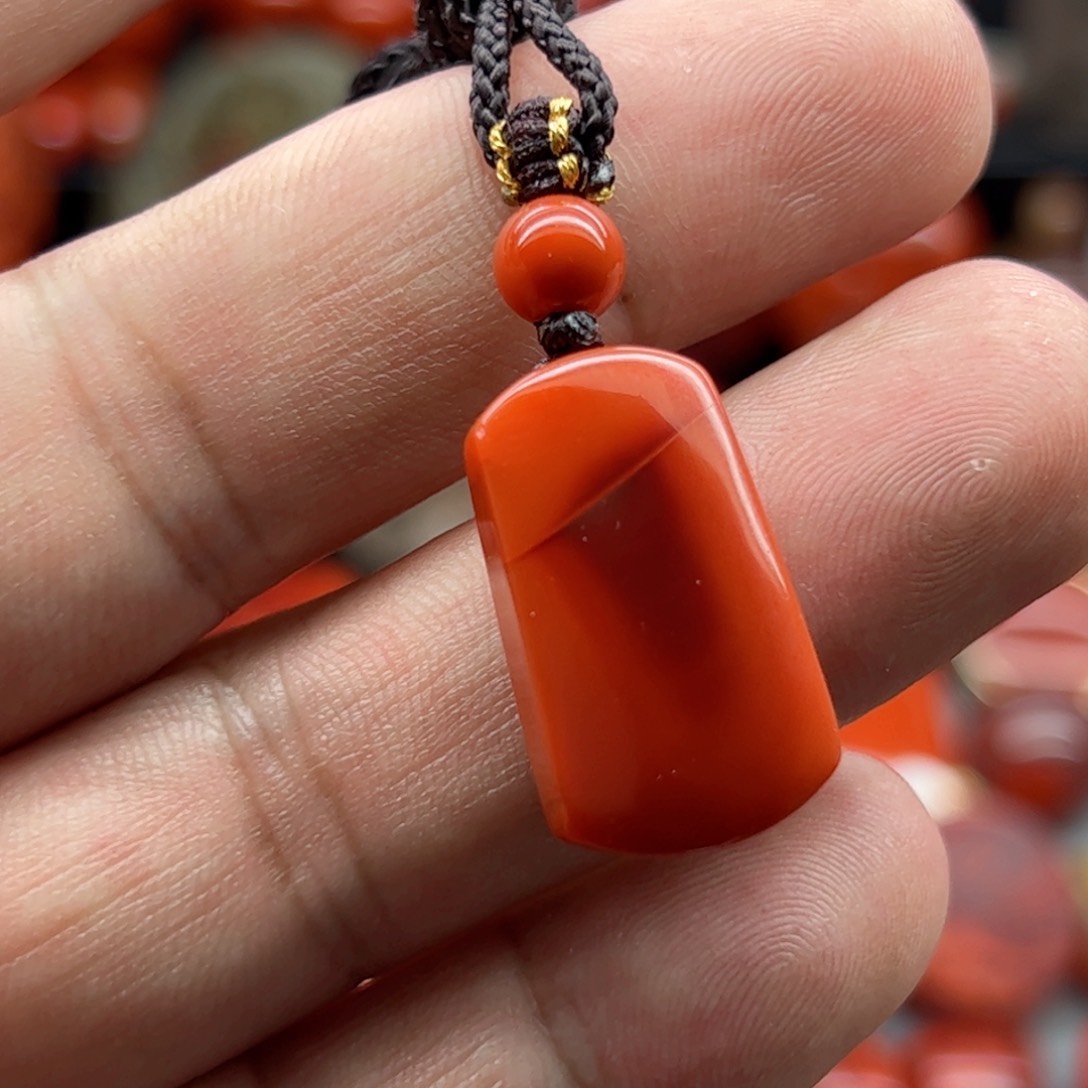 南红玛瑙吊坠未镶嵌大*猴