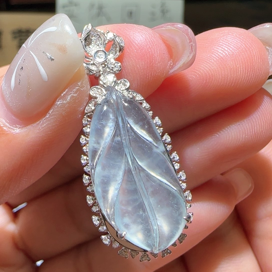 【闪购商品】翡翠颈饰18K金镶嵌缅甸