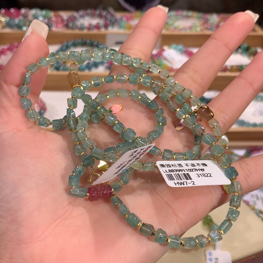 碧玺多样性发货一件未镶嵌