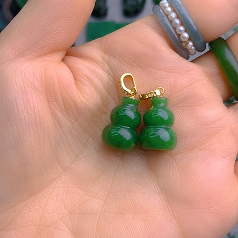 未镶嵌和田玉挂件起