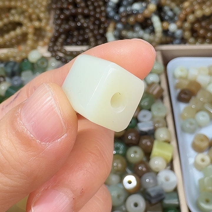 和田玉未镶嵌颈饰1314