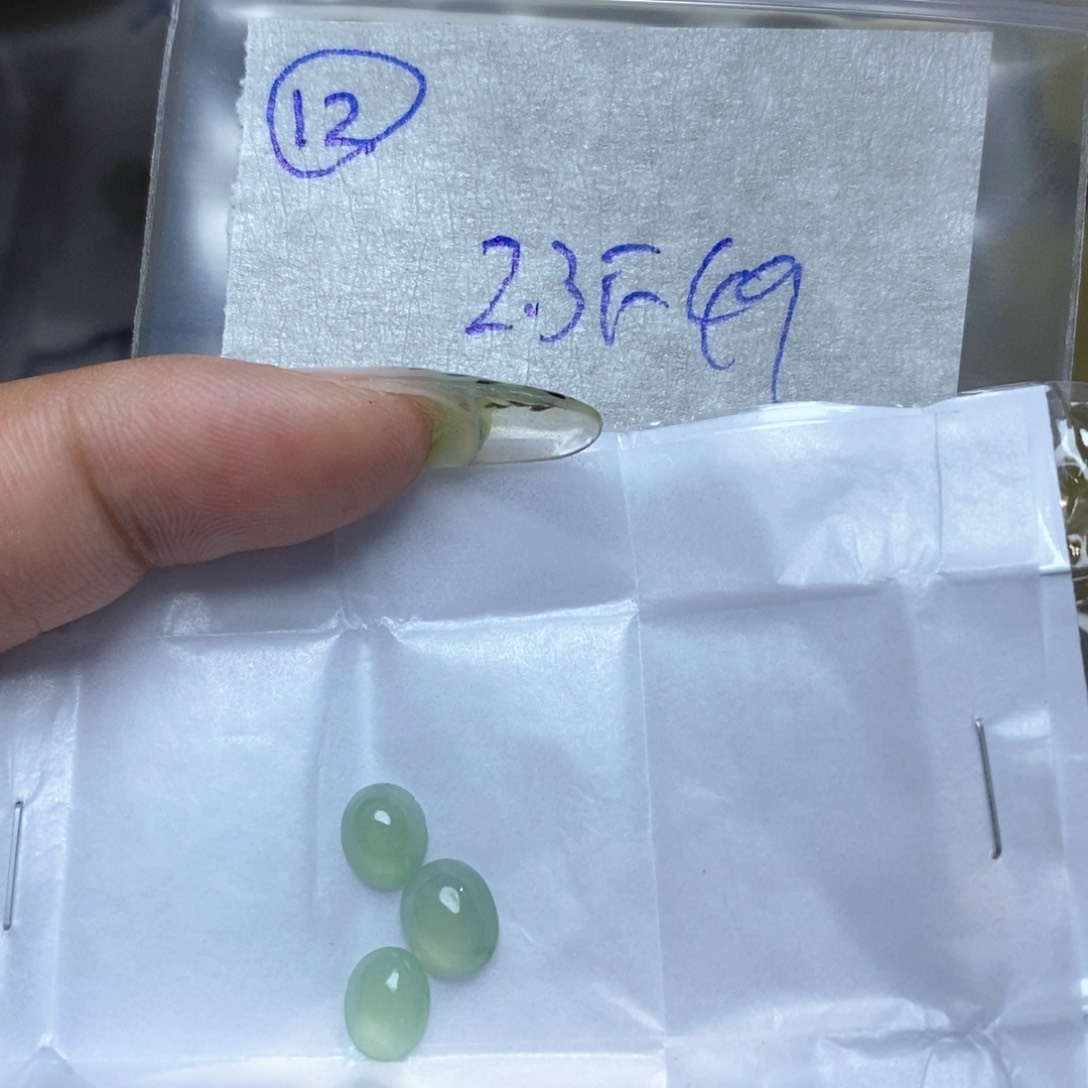 定制翡翠未镶嵌不