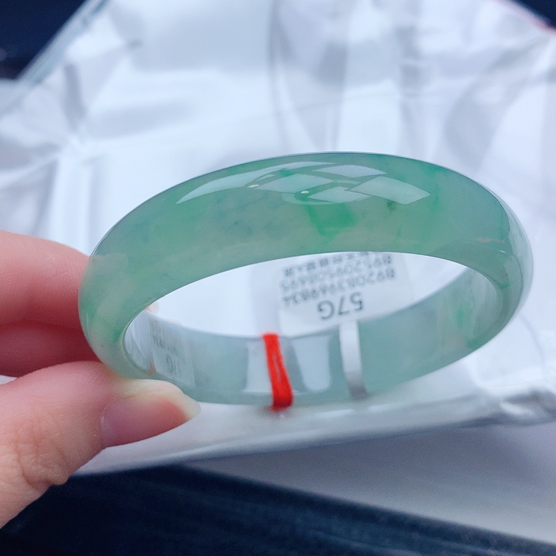 翡翠未镶嵌手镯缅甸天然翡翠A货手镯