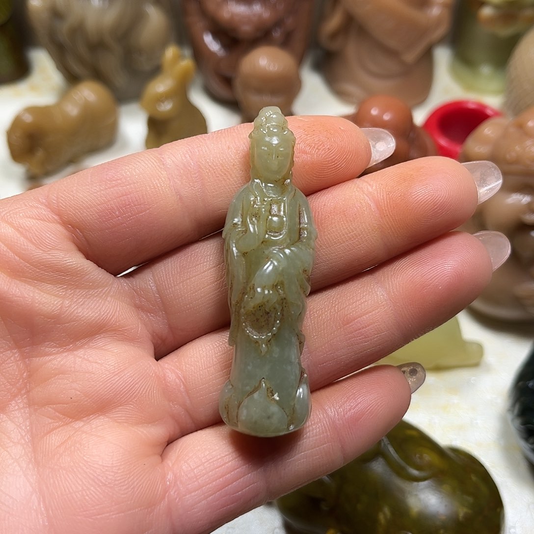 白玉菩提吊坠白玉菩提吊坠