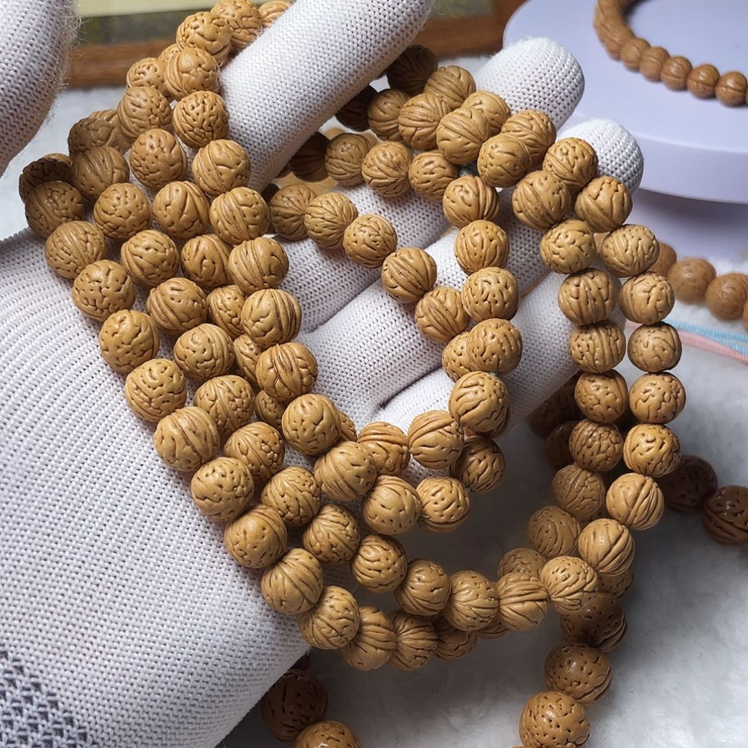 C***行核桃木/黑胡桃（胡桃木）10野生桃核脖挂