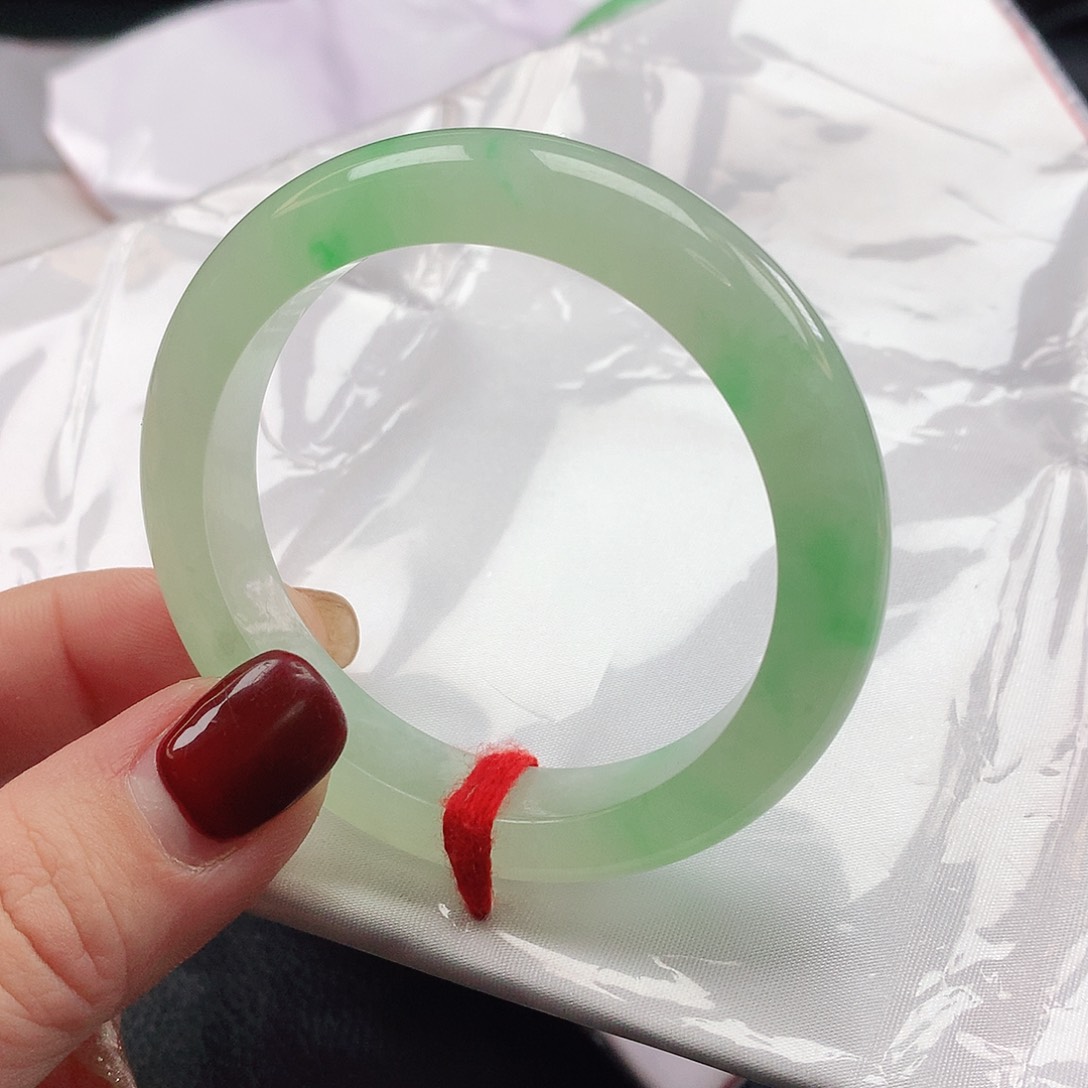 翡翠手镯未镶嵌正圈880235