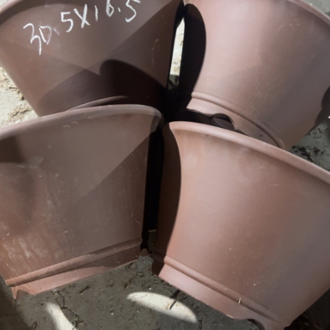 紫砂花盆    100-4。  30.5-16.5