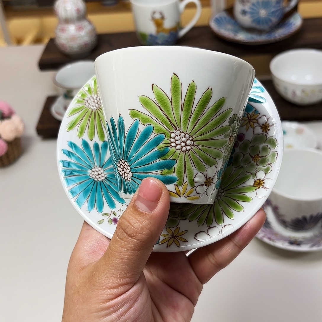 瓷                色绘游  咖啡杯碟