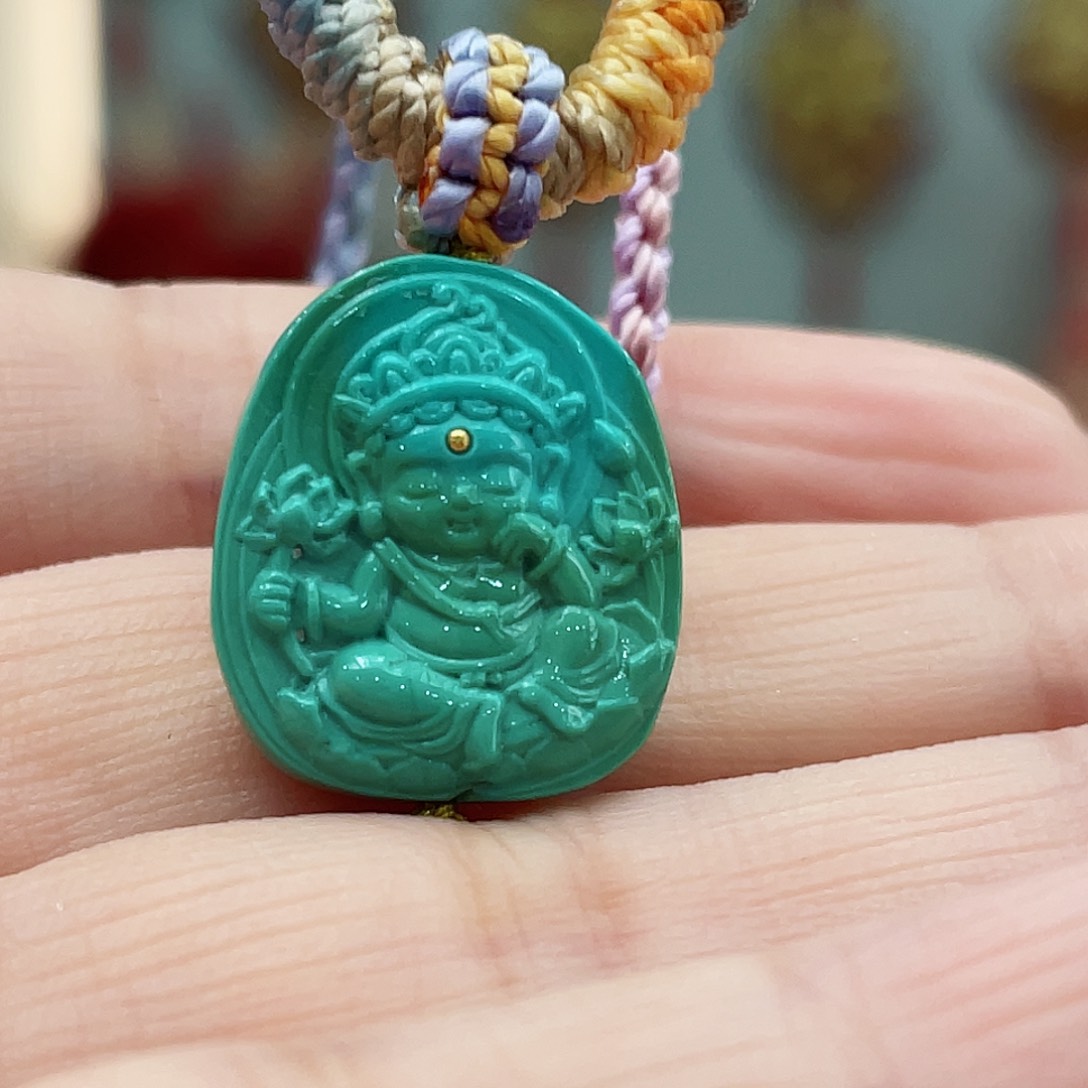 绿松石颈饰未镶嵌