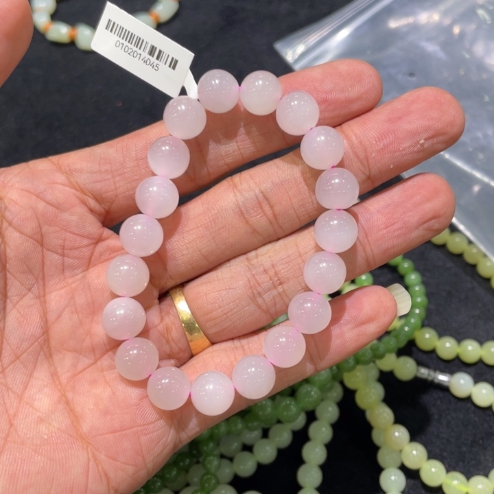 项链未镶嵌和田玉