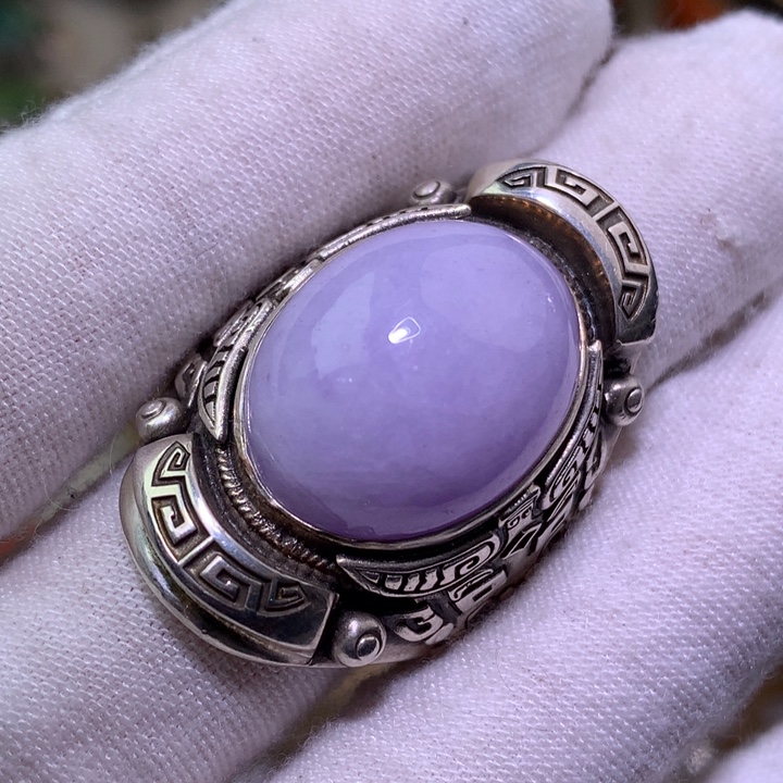 孟***翡翠足银镶嵌戒指