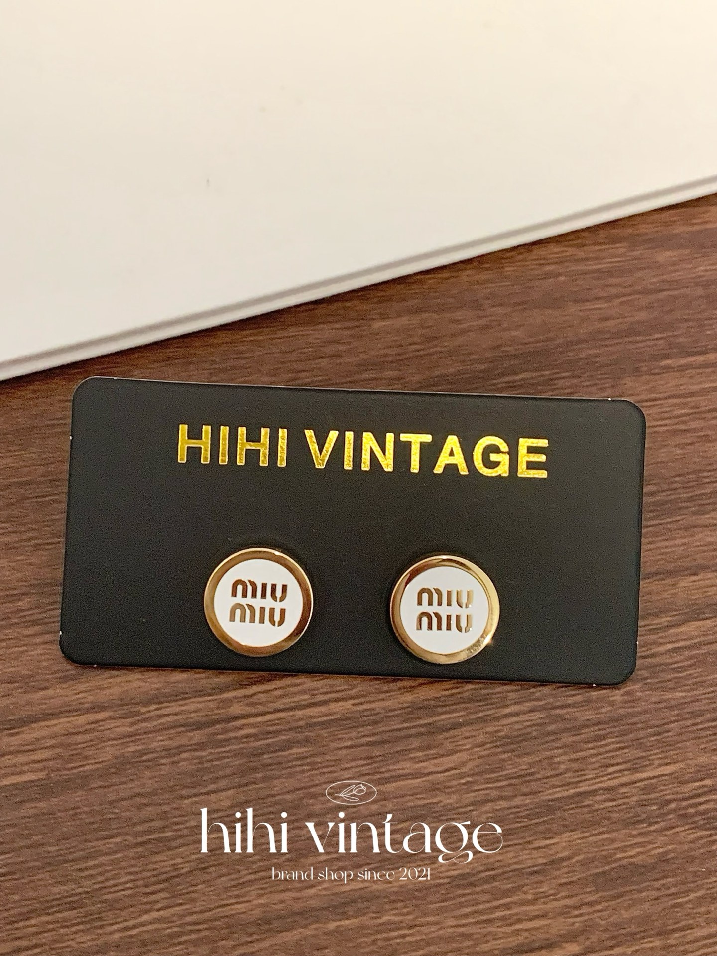 99新 MIU MIU/缪缪 miumiu 缪缪 字母圆形耳钉/12459175