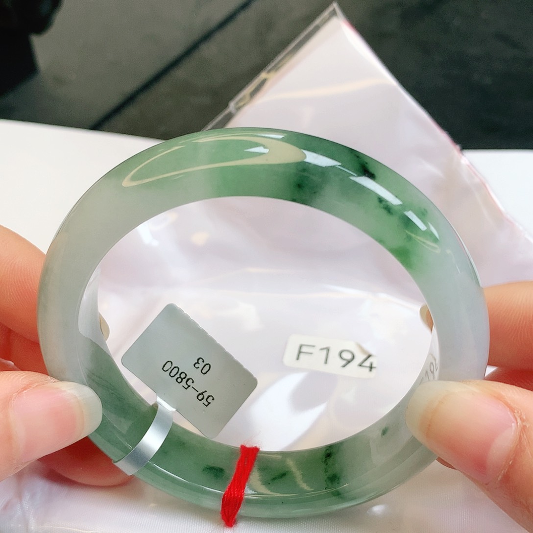 【闪购商品】翡翠手镯未镶嵌缅甸天然a货翡翠