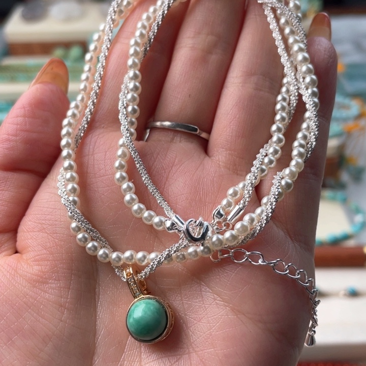 绿松石未镶嵌吊坠(赠链)