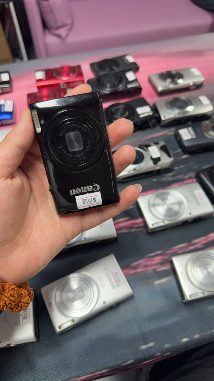 8新 Canon/佳能 佳能ixus220黑色