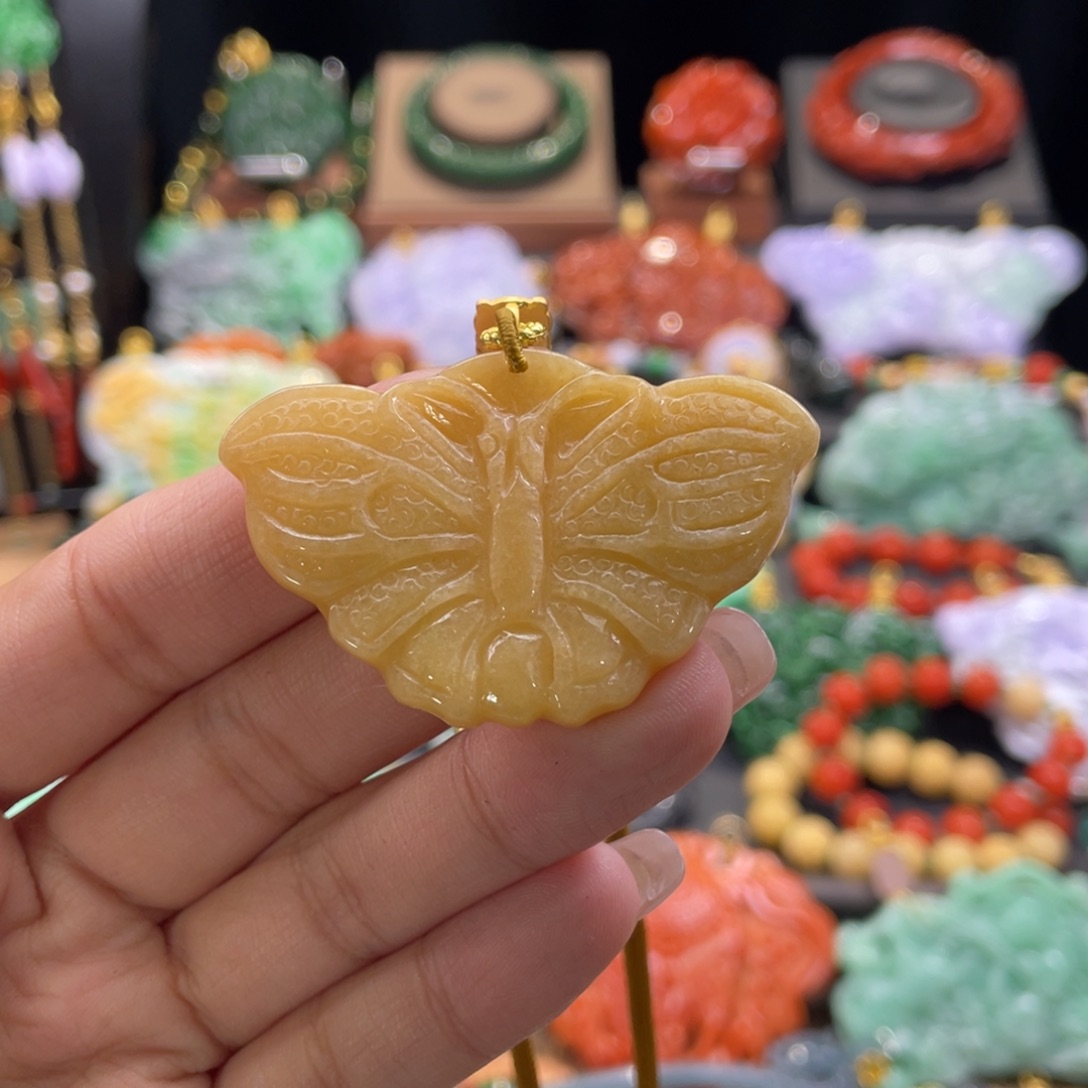 翡翠颈饰未镶嵌代编织