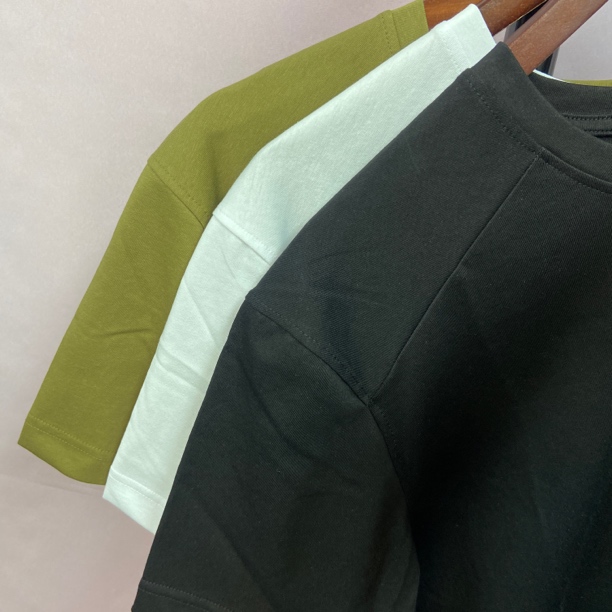 断码清男士3色刺绣s百搭短袖T恤