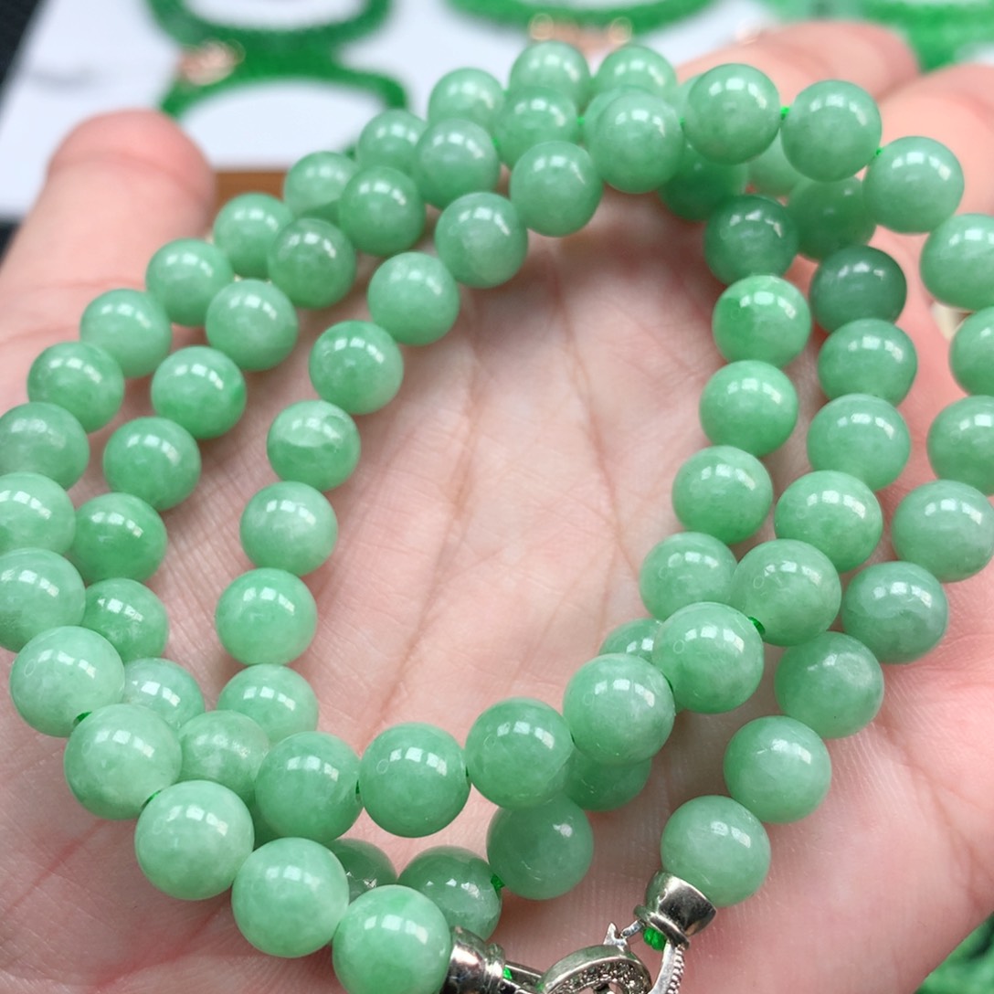 翡翠手链未镶嵌翡翠