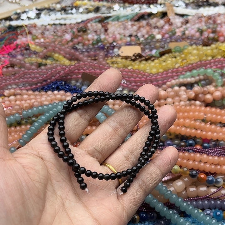 玛瑙/玉髓珠宝半成品未镶嵌一条4mm黑曜石