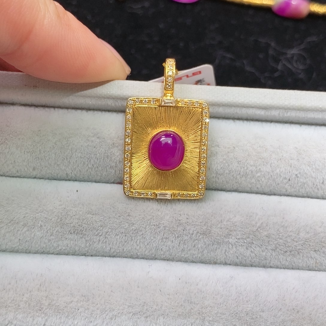 苏纪石（舒俱来）18K金镶嵌吊坠(不含链)